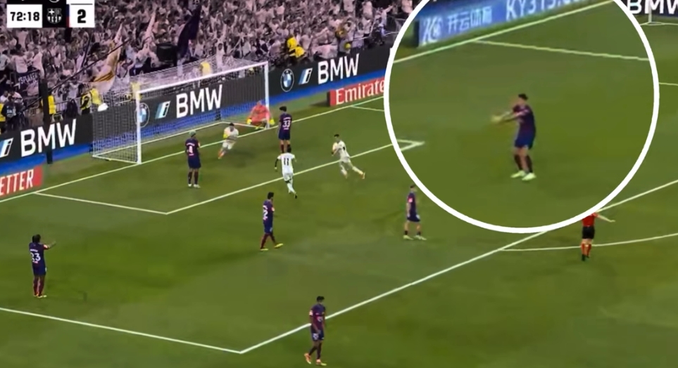  佛罗伦萨主场强势归来，三球完胜保级球队克雷莫内塞