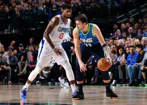  东契奇超远三分绝杀，独行侠逆转森林狼迎五连胜