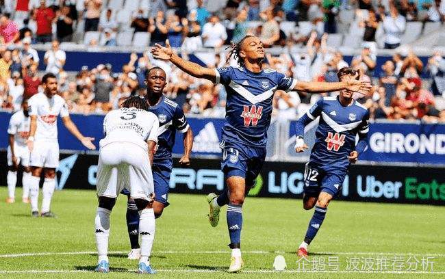  斯特拉斯堡下半场发力连入三球逆转布雷斯特