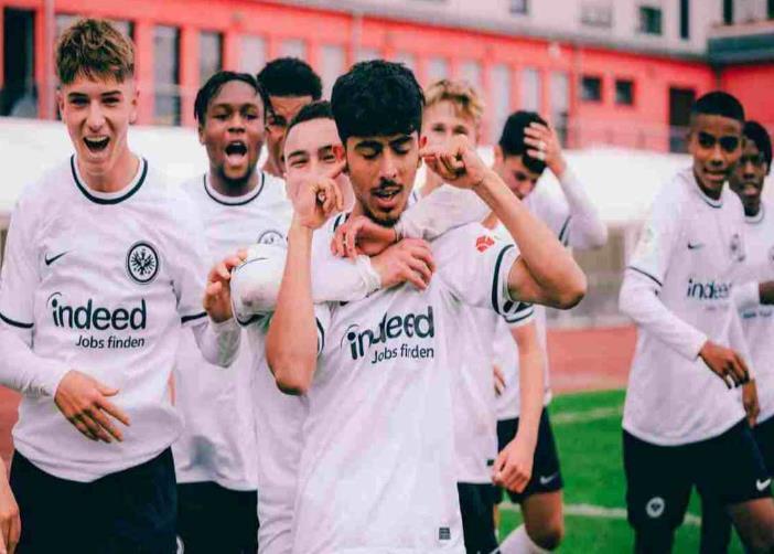  尤文青年队小将横空出世，首次首发即贡献助攻惊艳全场  